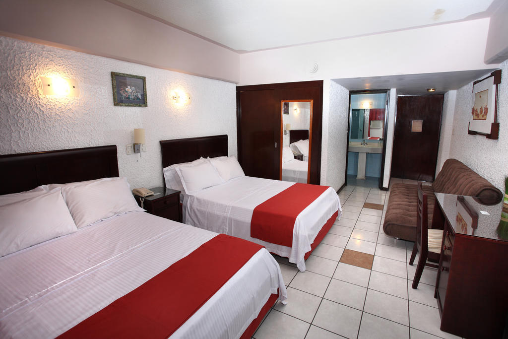 Hotel Robert Prince Poza Rica Rom bilde