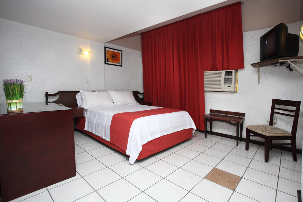 Hotel Robert Prince Poza Rica Rom bilde