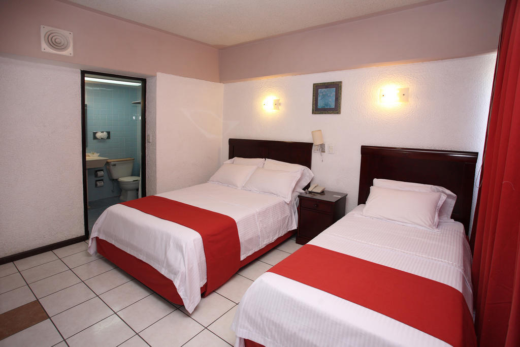 Hotel Robert Prince Poza Rica Rom bilde